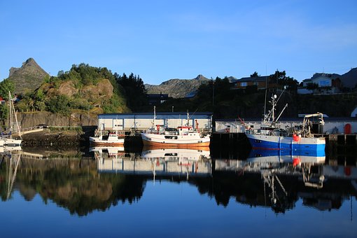 Buy Used Boats For Maximum Fun With Your Friends And Family