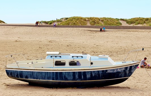 Find The Effective Ways To Sell Used Boats Here