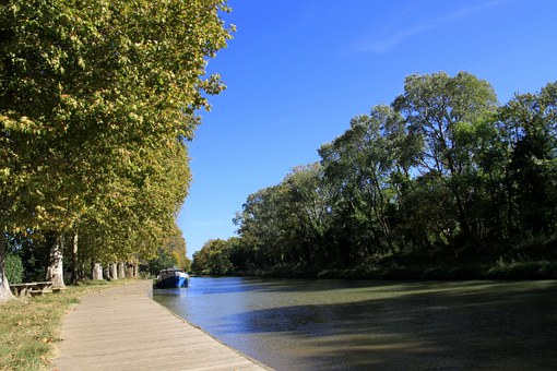 Choose Boat Safety Courses To Avoid Marine Mishaps And Ensure Your Security While Driving