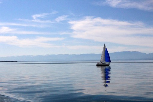 Picking Boat Furniture When Space is Limited