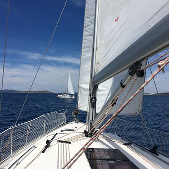 Sail with Sailing Boat Charters in Turkey with professional Company