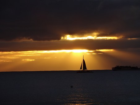 Private Boat Hire - the Ultimate Party Option in Sydney by:Suzie W.