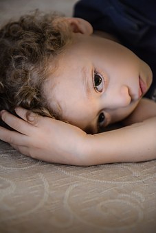 Adopt a child and change a destiny? Think about your situation and make the best choice possible