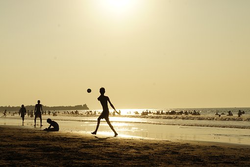 How To Find The Best Overnight Summer Camps For Your Kids?