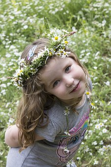 How To Choose The Best Kids Playhouse