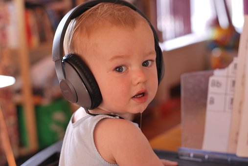 How To Protect Your Children Form The Dangerous Online?
