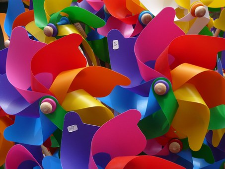 How Do I Decide What Childrens Toys To Buy?