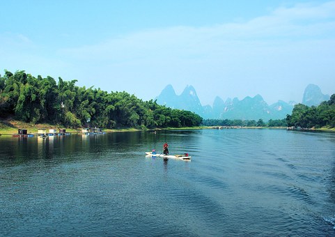 Attractions in China - Your Guide to the Most Fascinating Places to Visit by:James Brad Lee