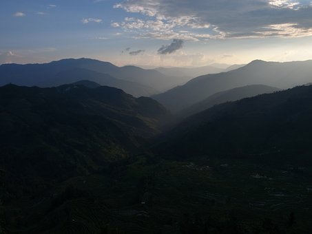 China Travel Tour - Touring Some of the Diverse Hotspots in China by:James Brad Lee
