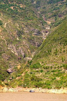 Reasons to Visit China - Some of the Most Fascinating Experiences Await You in China by:James Brad Lee