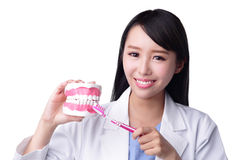 Get The Straight Teeth You Desire With Invisalign