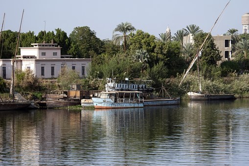 Luxor sightseeing tour from Dahab by flight