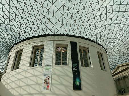 Take A Look At The Practical Information Regarding Money & Costs For London Travel