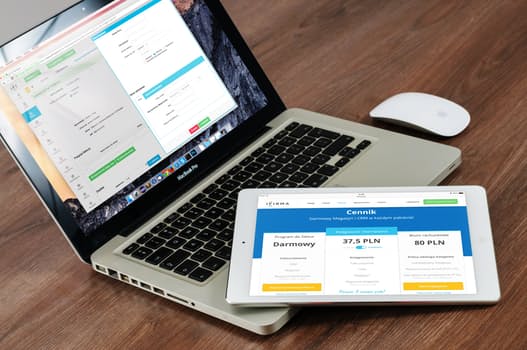 What's in Store? - Opening An Online Business with Yahoo Store Builde