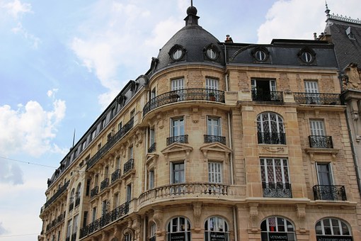 4 Places Outside Of London To Visit When Staying In The City