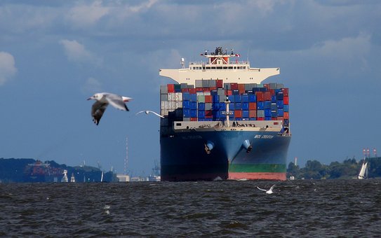 How Do Courier Companies Price Shipping?
