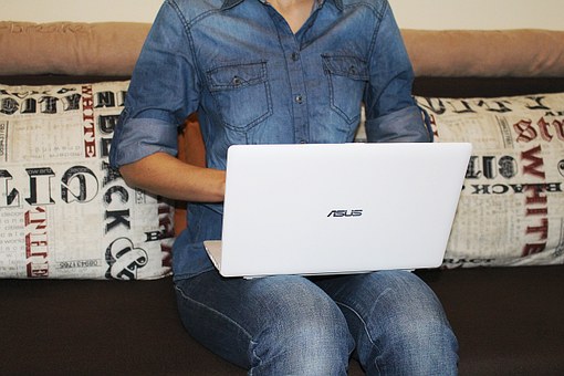 How Top Home Based Businesses Balance Their Work And Family