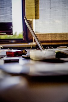 Make Lots Of Money Online With Reseller Hosting