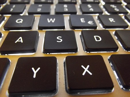 Online Advertising vs. Print Advertising