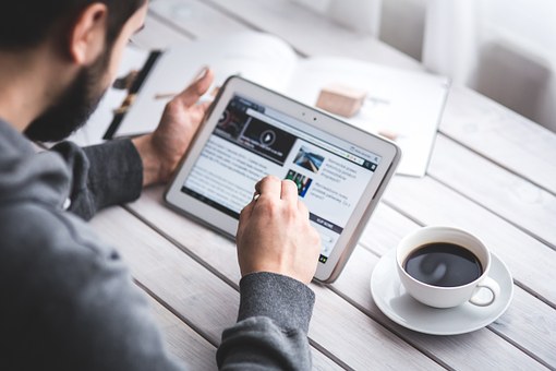 Interactivity and Online Training