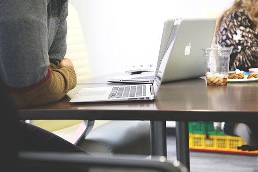 Do Good Deeds As Part Of Your Online Book Marketing Strategy