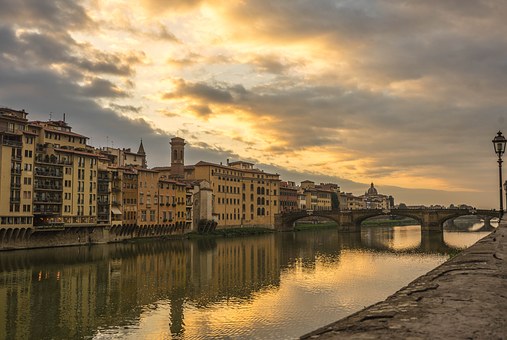 On Tour Italy's Great Three by:Priscila Siano