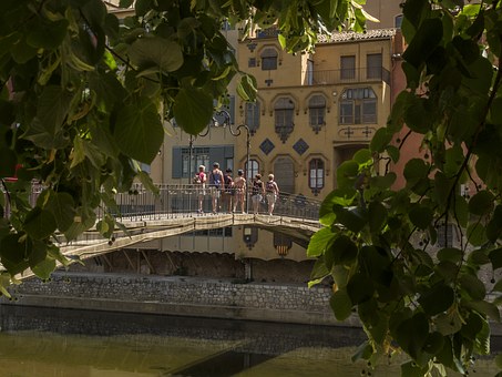 Travel To Spain Tips - Best March Spanish Festivals