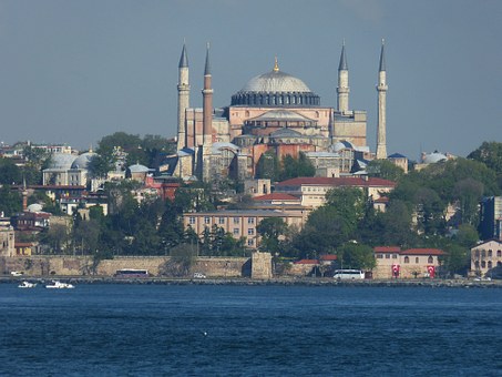 Spend Your Holidays In The Best Hotels Of Istanbul